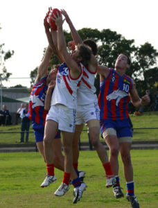 Michael Ross takes a strong mark against Oakleigh